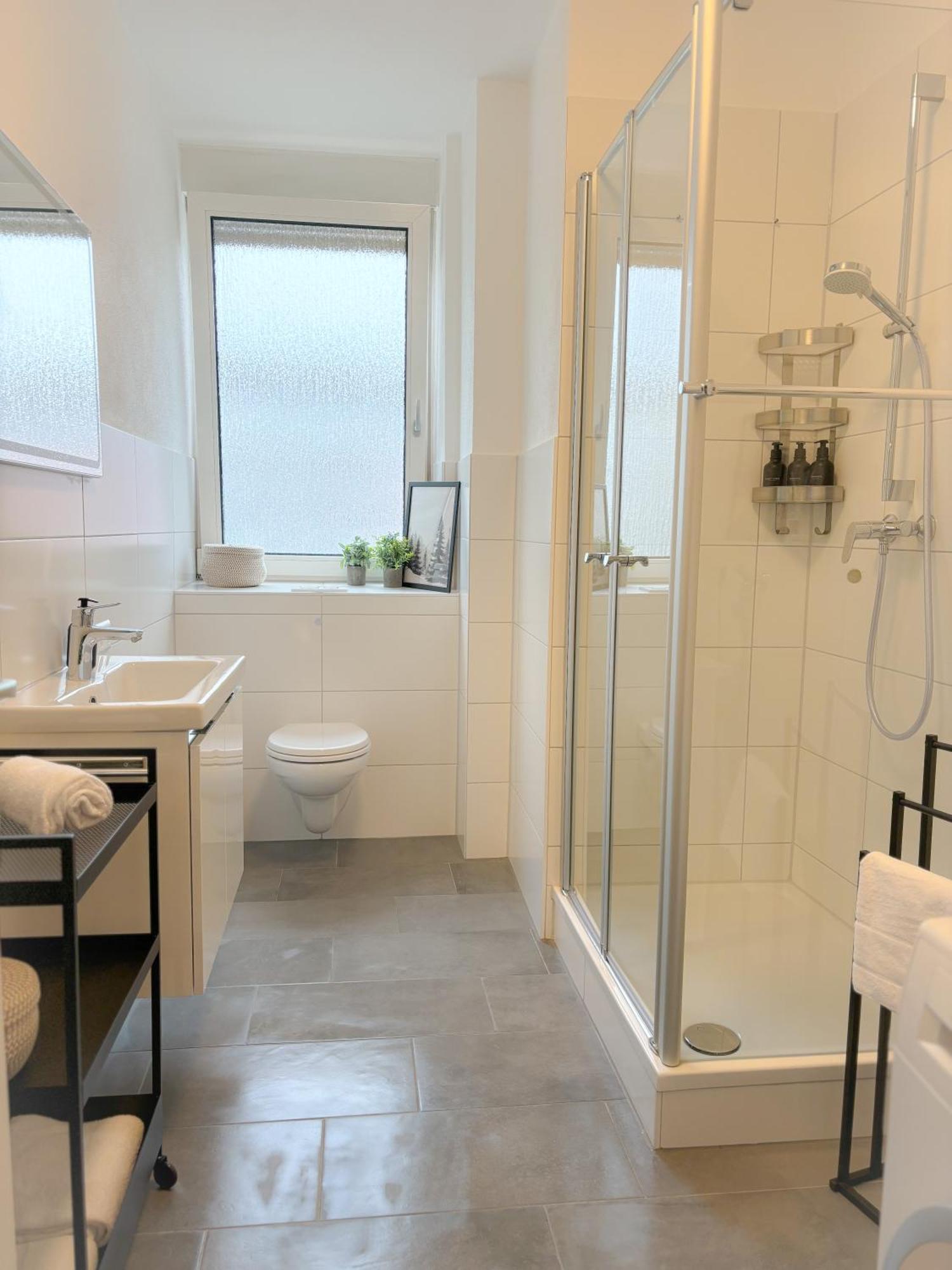 Helles City Apartment Fuer Familien & Gruppen นอย-อุล์ม ภายนอก รูปภาพ
